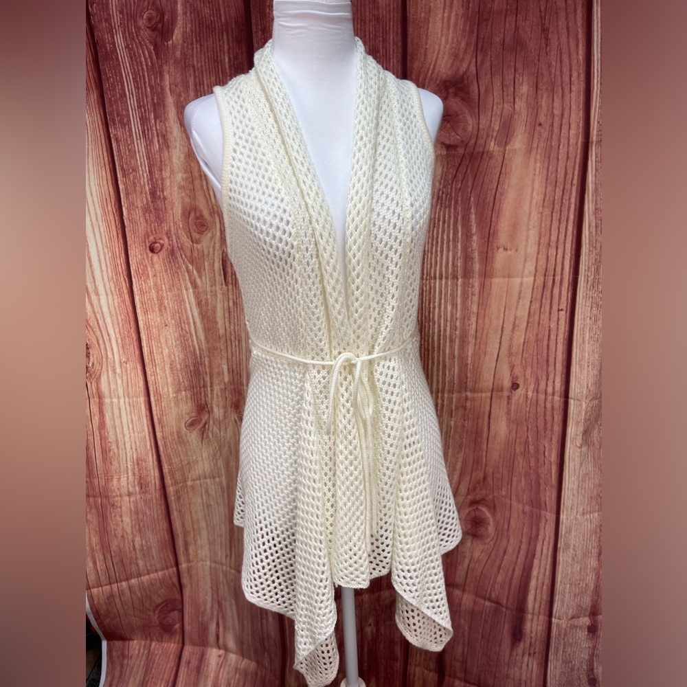 Deb off white crochet open front sleeveless cardigan sweater vest women’s size S - Picture 4 of 17